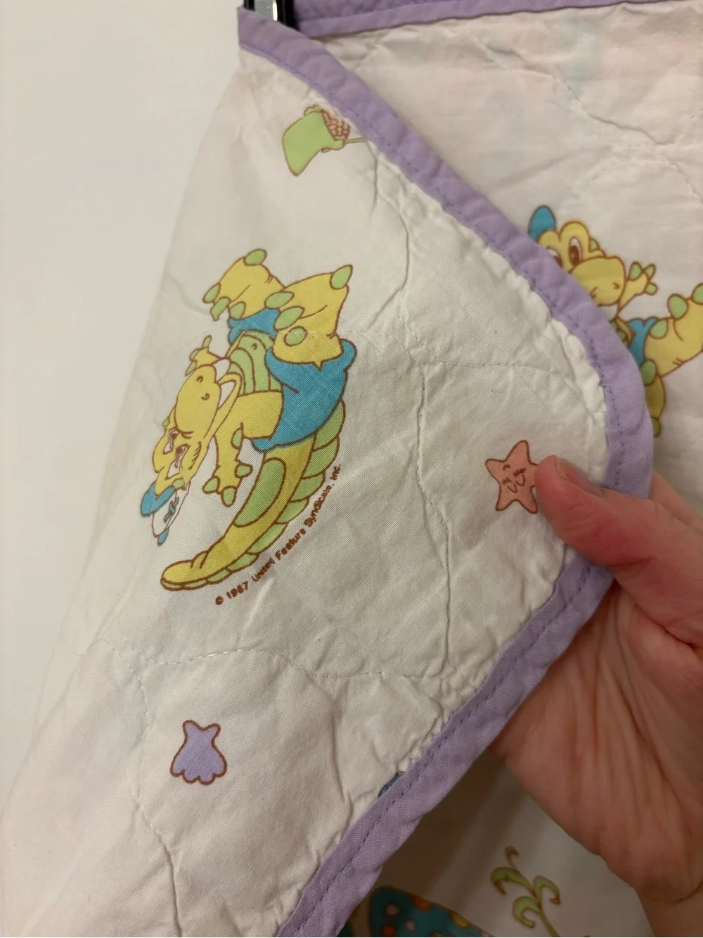VTG 1987 Guy Gilchrist Tiny Dinos Baby Quilt Blanket United Feature Syndicate